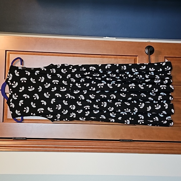 Anne Klein Midi Dress - Picture 4 of 6